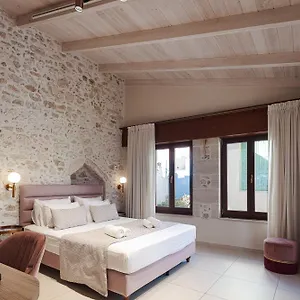 Philikon Luxury , העיירה רתימנו יוון